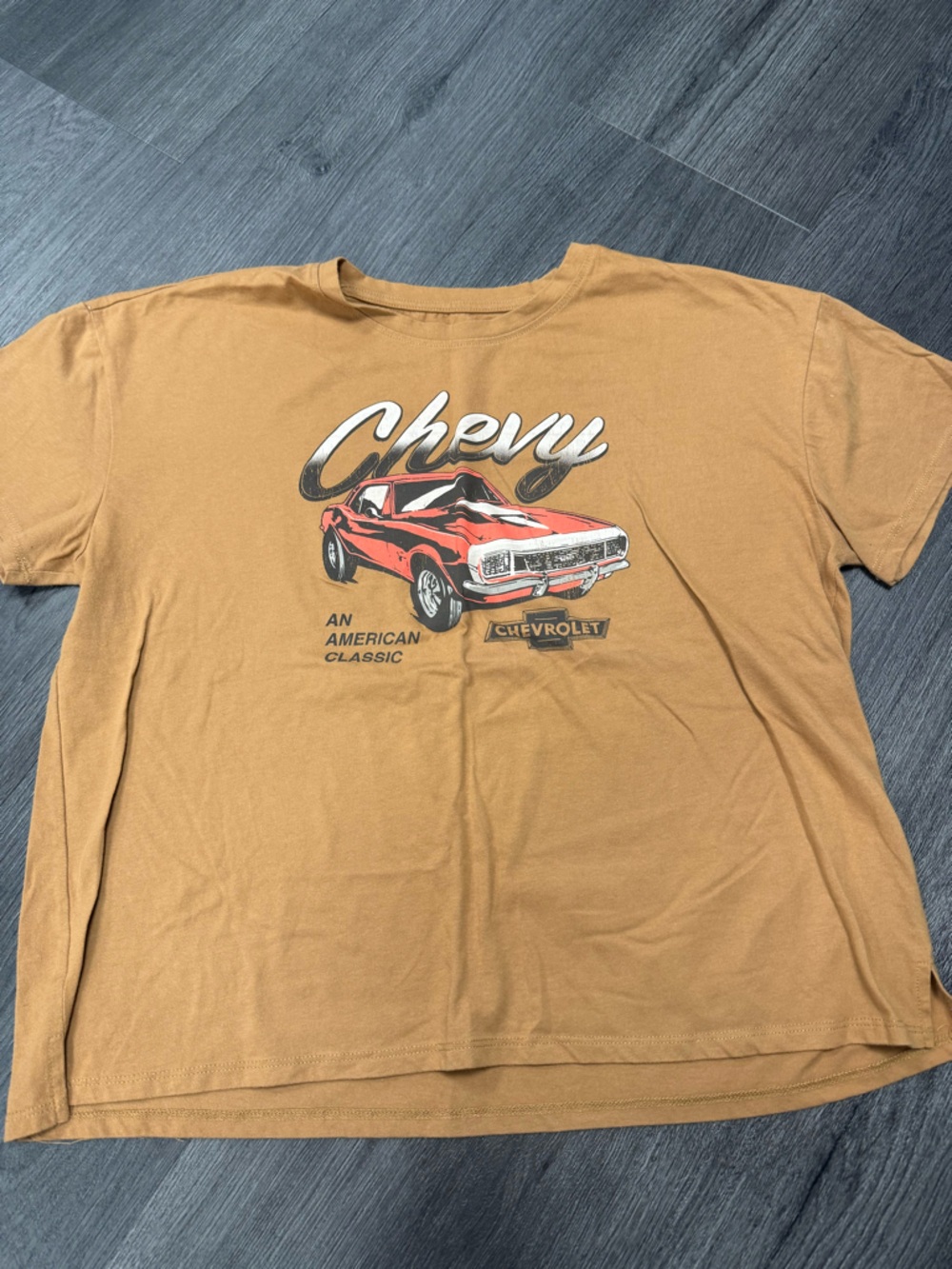 Chevy Graphic Tee - Women's Short Sleeve in Tan